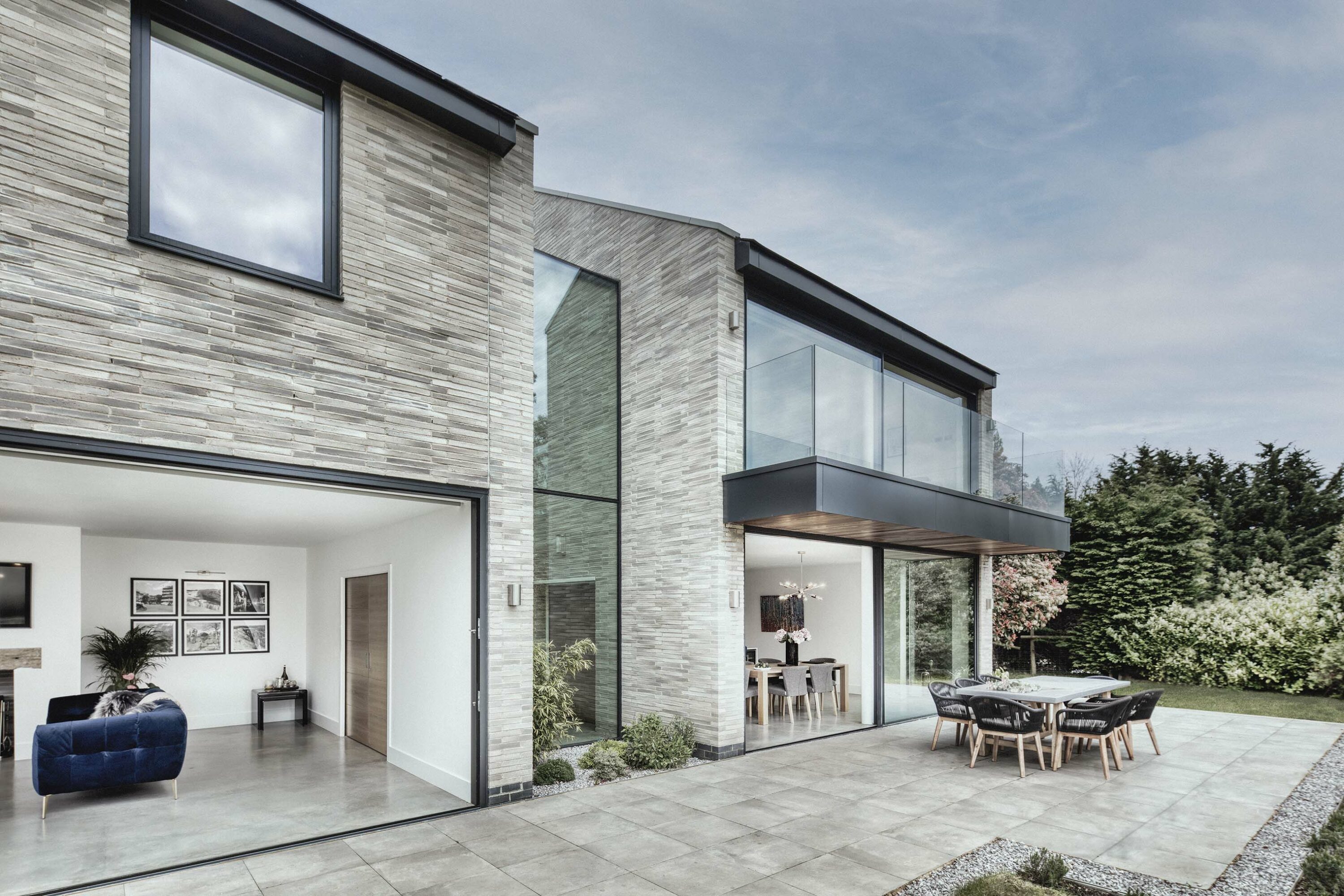 Outfoor living nice modern grey home design.